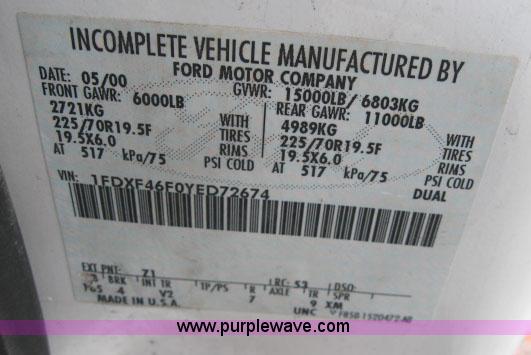 image for item 1763 2000 Ford F450 XL Super Duty cab and chassis