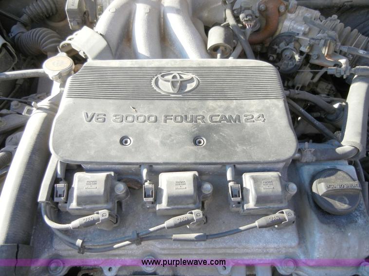 image for item 2346 1999 Toyota Avalon