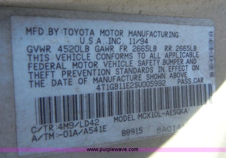 image for item 2346 1999 Toyota Avalon