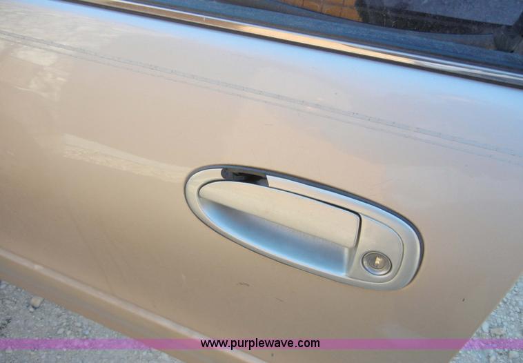 image for item 2346 1999 Toyota Avalon