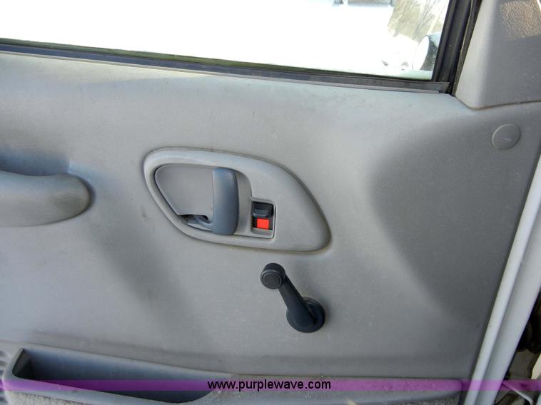 image for item 2350 1998 Chevrolet C2500 Cheyenne Heavy Duty pickup truck