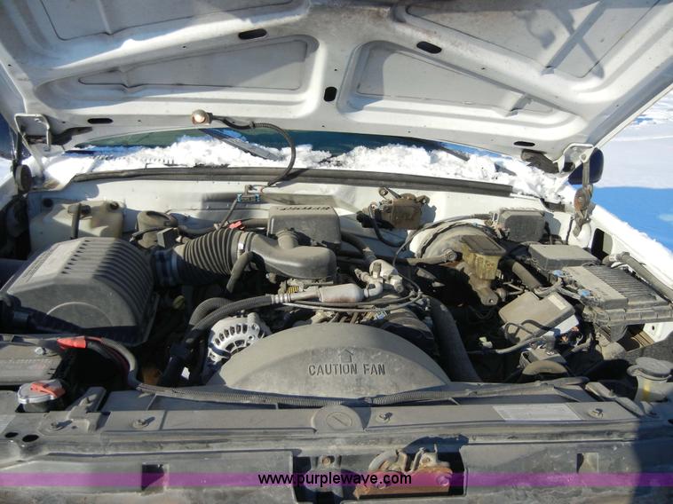 image for item 2350 1998 Chevrolet C2500 Cheyenne Heavy Duty pickup truck