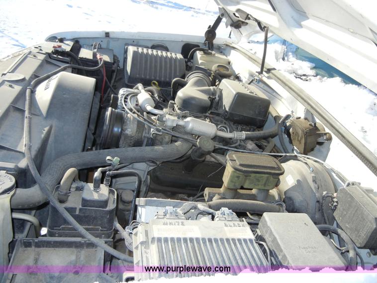 image for item 2350 1998 Chevrolet C2500 Cheyenne Heavy Duty pickup truck