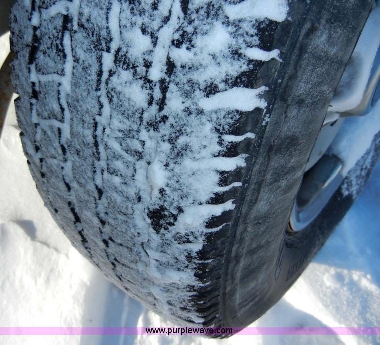 image for item 2350 1998 Chevrolet C2500 Cheyenne Heavy Duty pickup truck