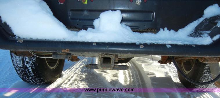 image for item 2351 1995 Chevrolet S10  pickup truck