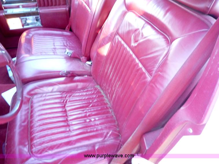 image for item 3169 1987 Cadillac Brougham