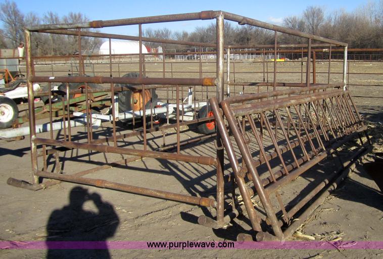 image for item 3279 Livestock feeder