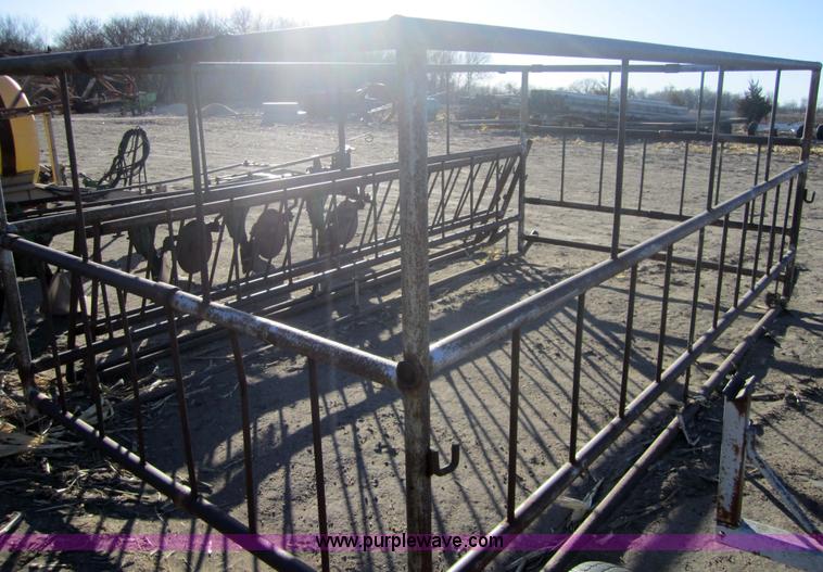 image for item 3279 Livestock feeder