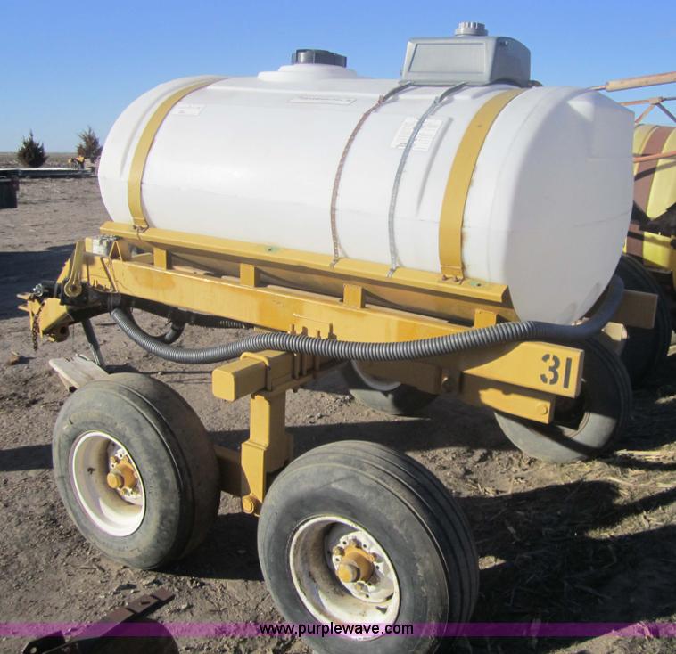 image for item 3282 500 gallon bulk ferilizer wagon
