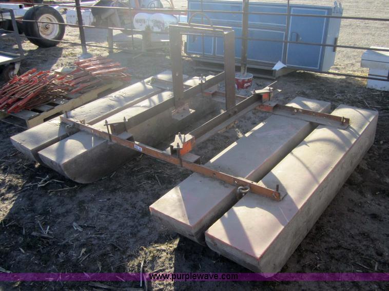 image for item 3294 Berkley Floater pump pontoon