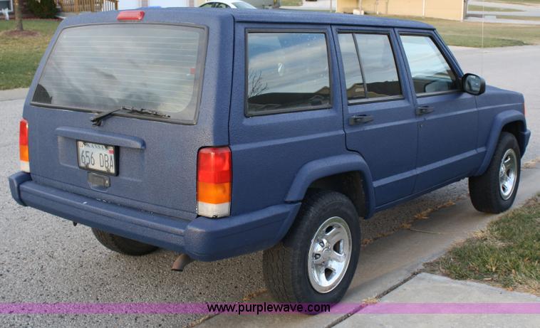 image for item 4991 2000 Jeep Cherokee Sport