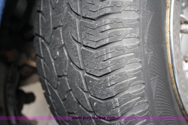 image for item 4991 2000 Jeep Cherokee Sport