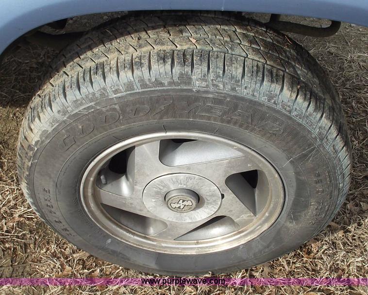 image for item 5488 1991 Ford Ranger STX extended cab pickup truck