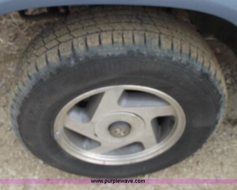 image for item 5488 1991 Ford Ranger STX extended cab pickup truck