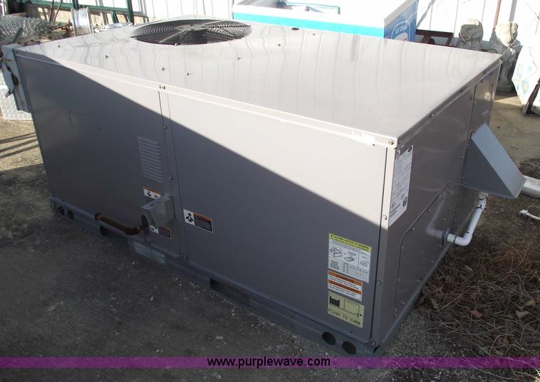 image for item 5500 Five ton Carrier AC/furnace