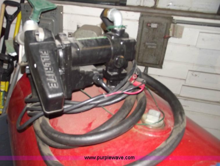 image for item 5505 300 gal We Mac fuel tank with pump