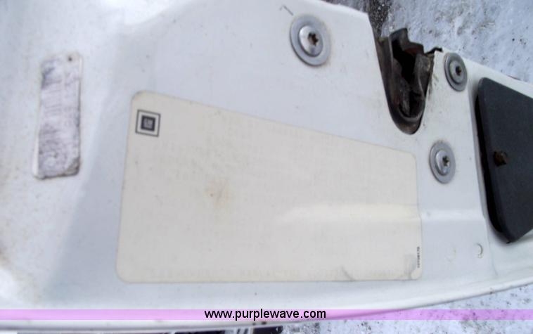 image for item 5520 1994 Chevrolet Suburban K2500 Cheyenne