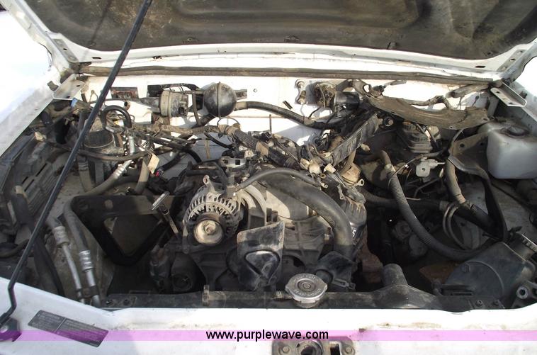 image for item 5521 1994 Dodge Dakota SLT club cab pickup truck