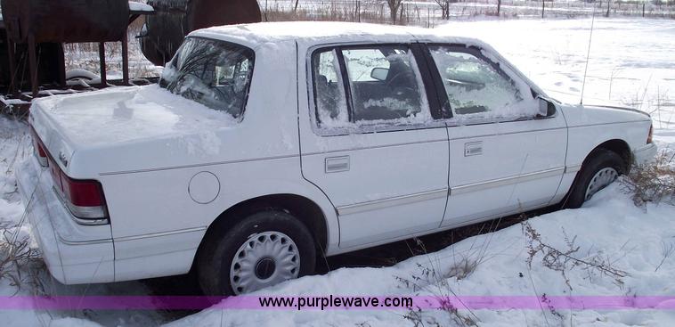 image for item 5522 1994 Plymouth Acclaim