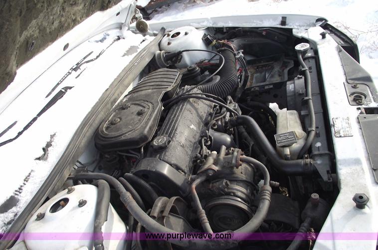 image for item 5522 1994 Plymouth Acclaim