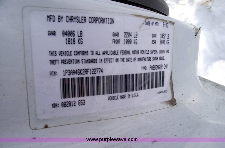 image for item 5522 1994 Plymouth Acclaim