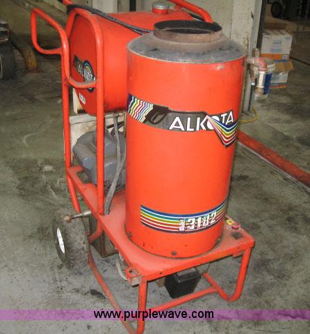image for item 5543 Alkota 3102 pressure/steam washer