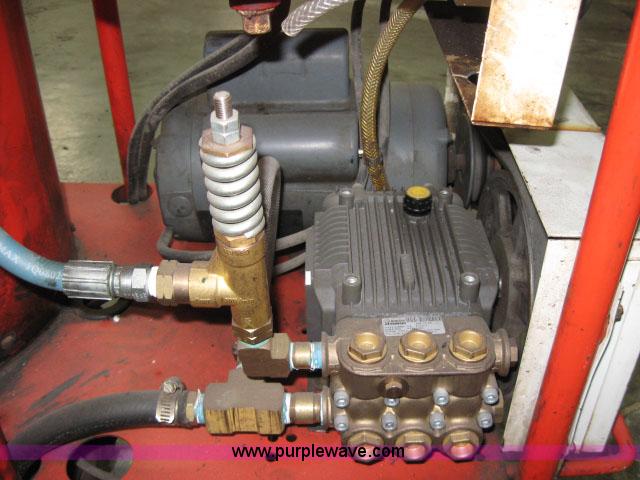 image for item 5543 Alkota 3102 pressure/steam washer