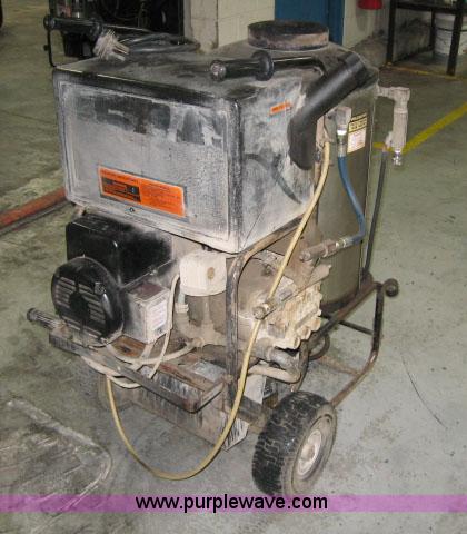 image for item 5544 Aladdin 1640 pressure/steam washer