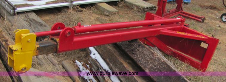 image for item 9012 Workhorse skid steer 14' hydraulic boom extender