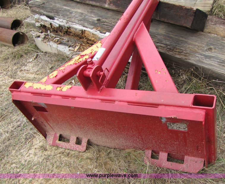 image for item 9012 Workhorse skid steer 14' hydraulic boom extender