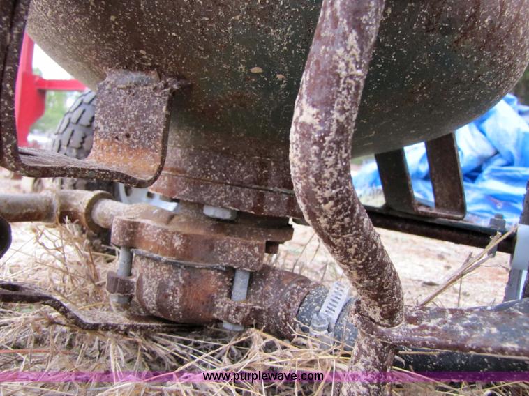 image for item 9014 Lindsay 300 LEA air powered sand blaster