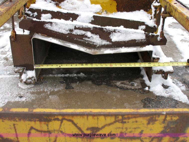 image for item 1563 (4) curb and gutter forms