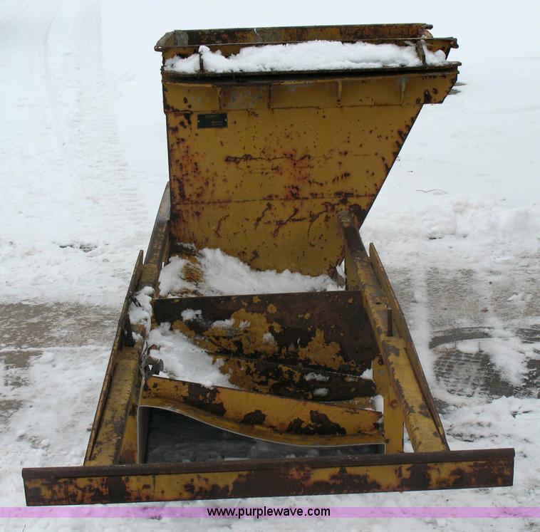 image for item 1563 (4) curb and gutter forms