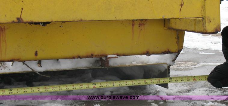 image for item 1564 Gomaco 5' sidewalk form