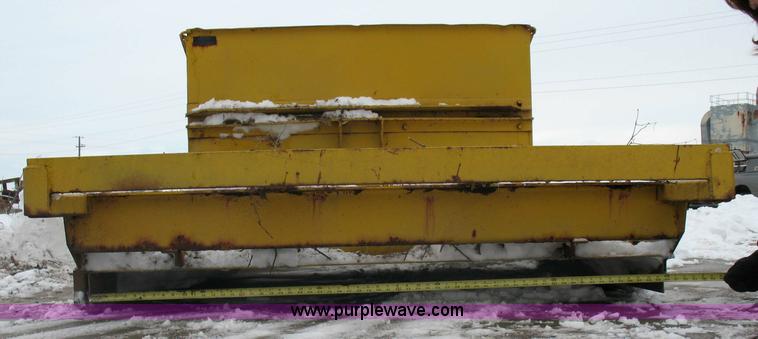 image for item 1564 Gomaco 5' sidewalk form