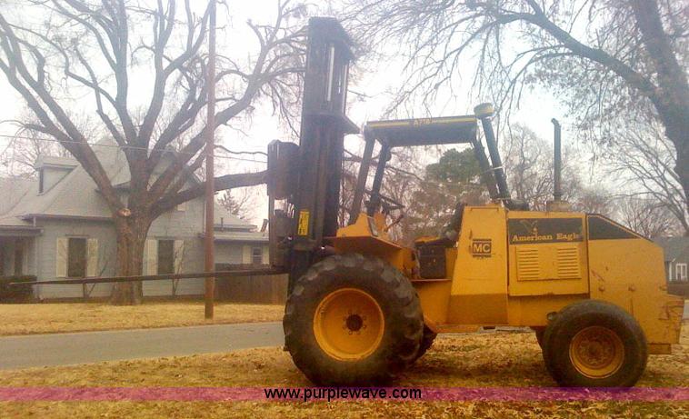 image for item 1995 1996 American Eagle A718 forklift