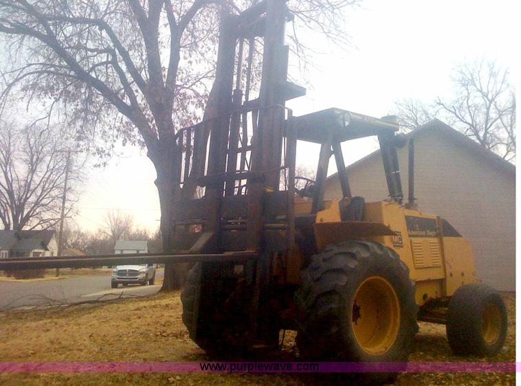 image for item 1995 1996 American Eagle A718 forklift