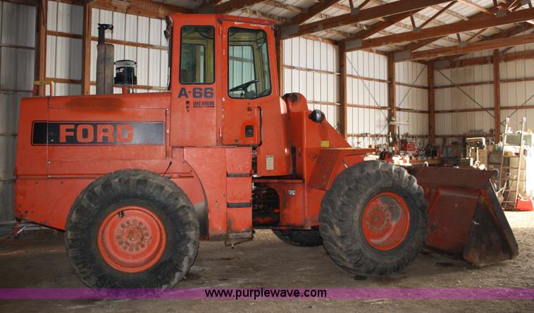 image for item 5022 1982 Ford A-66 wheel loader
