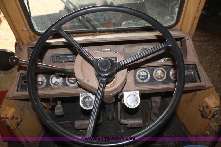 image for item 5022 1982 Ford A-66 wheel loader