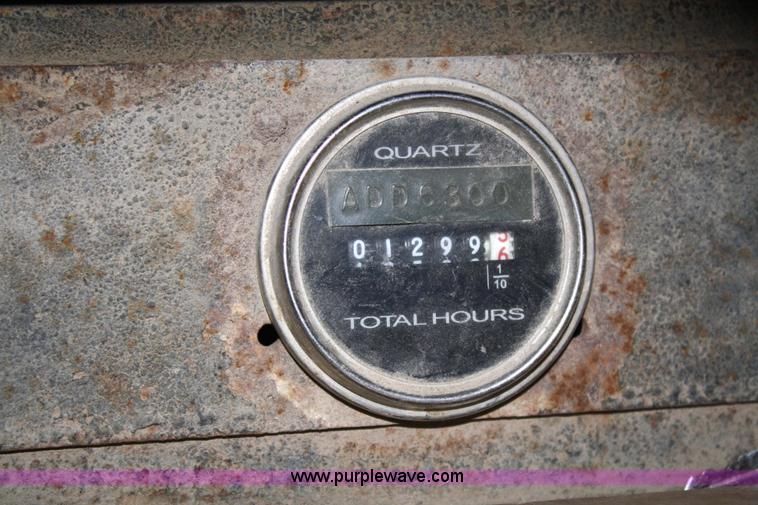 image for item 5022 1982 Ford A-66 wheel loader