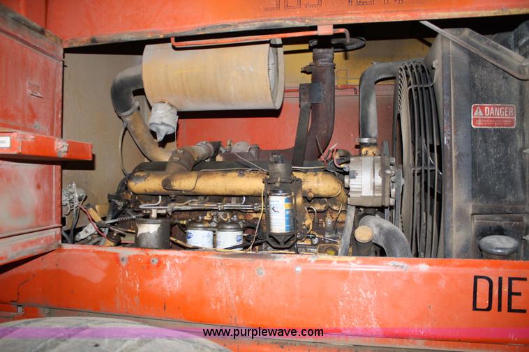 image for item 5022 1982 Ford A-66 wheel loader