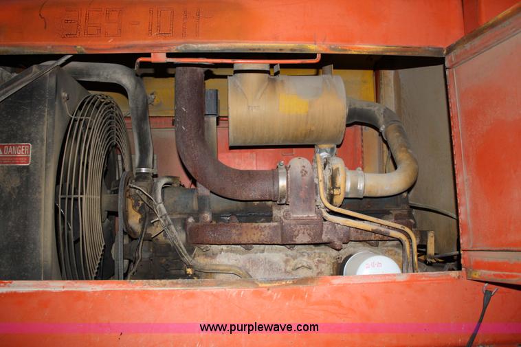 image for item 5022 1982 Ford A-66 wheel loader