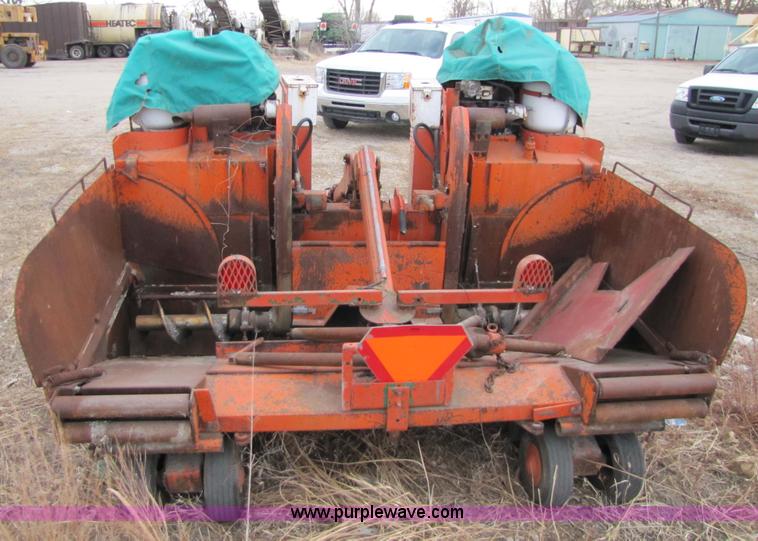 image for item 5218 Layton D-550