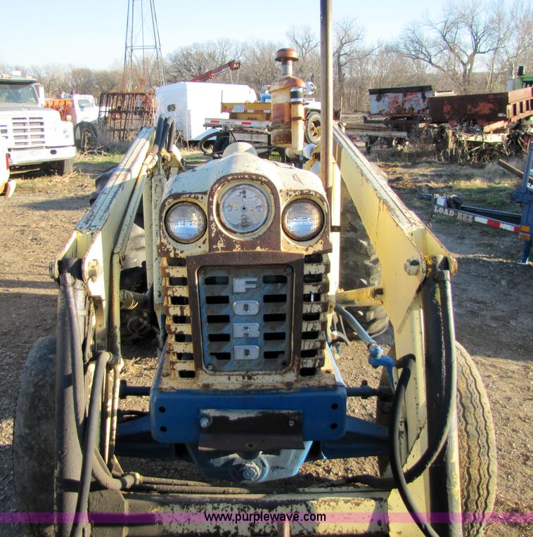 image for item 5232 Ford 4000HD industrial tractor with loader