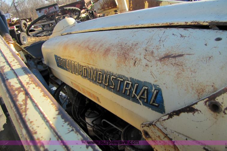 image for item 5232 Ford 4000HD industrial tractor with loader
