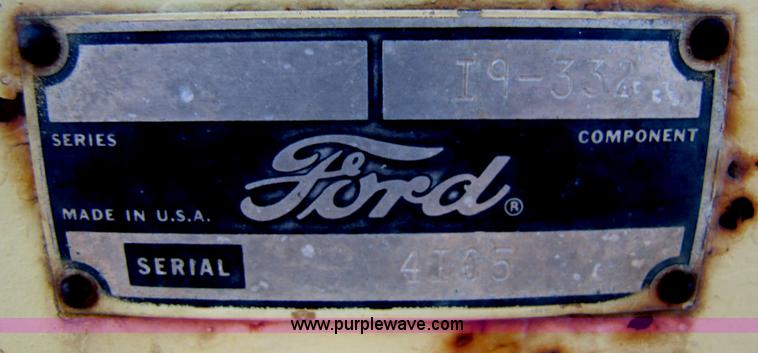 image for item 5232 Ford 4000HD industrial tractor with loader