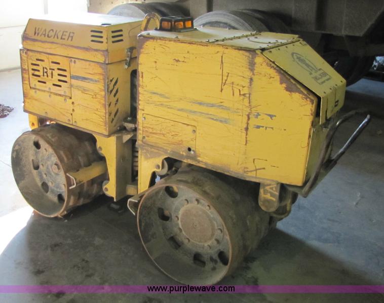 image for item 5301 Wacker RT820 vibratory walk behind packer