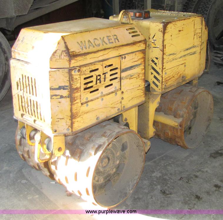 image for item 5301 Wacker RT820 vibratory walk behind packer