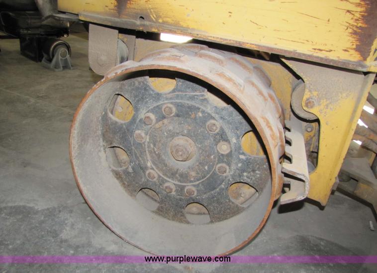 image for item 5301 Wacker RT820 vibratory walk behind packer