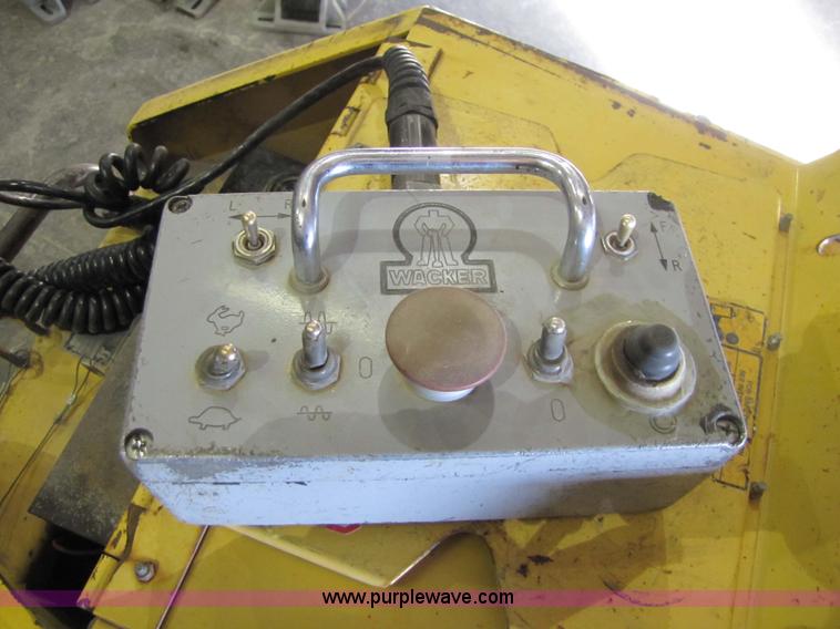 image for item 5301 Wacker RT820 vibratory walk behind packer